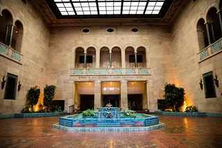 Robert H. & Mildred T. Storz Fountain Court, Joslyn Museum, Omaha